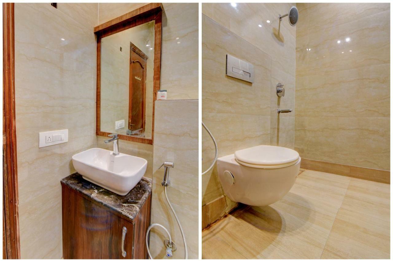 Rahul Palace By Golden Tree Near Metro Station And Ajmal Khan Market Nuova Delhi Esterno foto